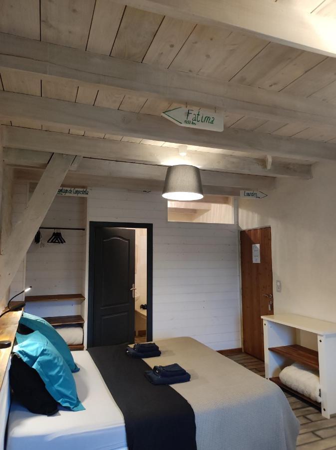 Les 5 Petits Lapins Bar Exterior foto