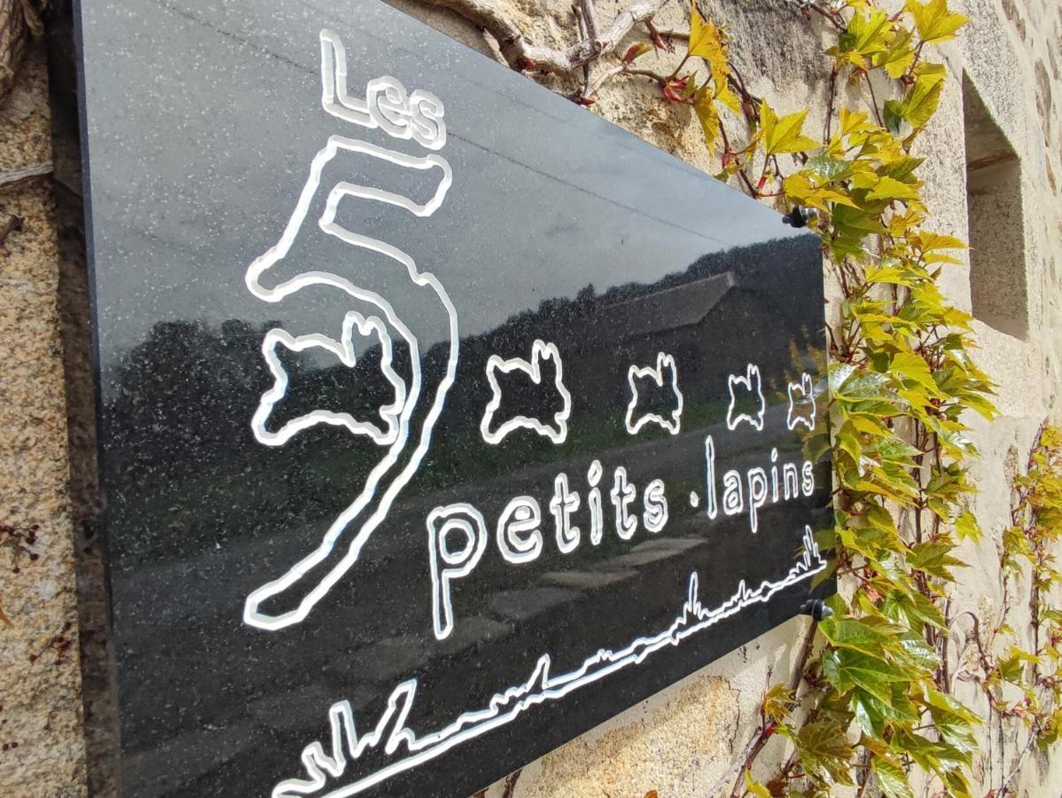 Les 5 Petits Lapins Bar Exterior foto